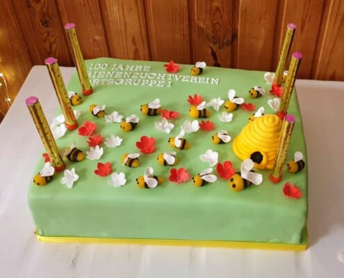 Jubiläumstorte 100 Jahre Ortsgruppe 1.